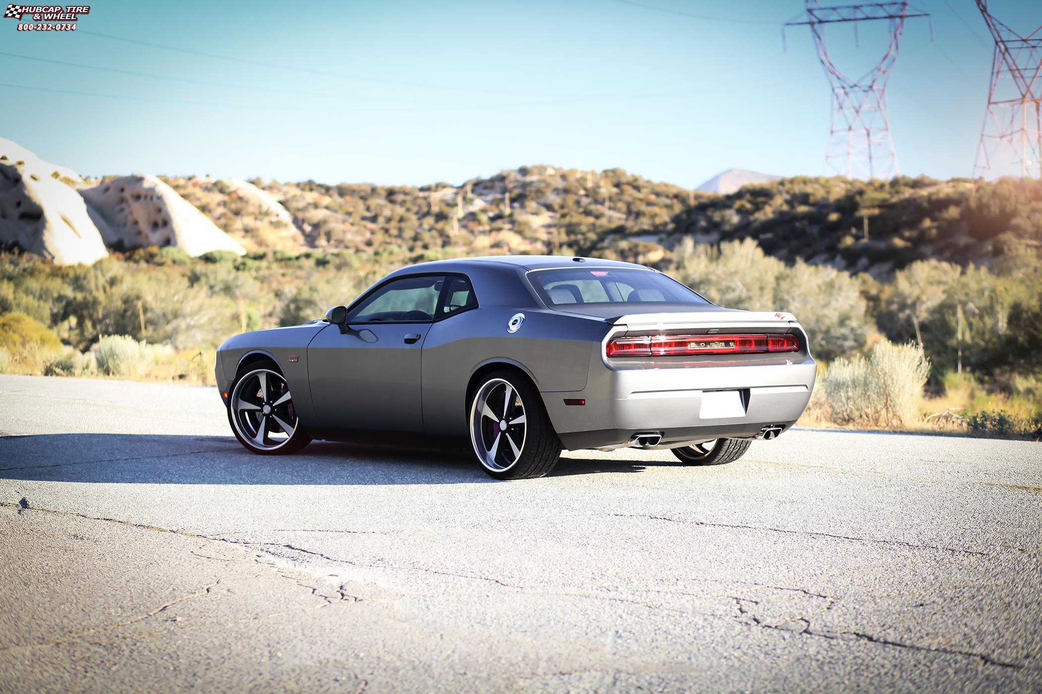 vehicle gallery/dodge challenger rt us mags bandit u418 22X9  Black Machined wheels and rims